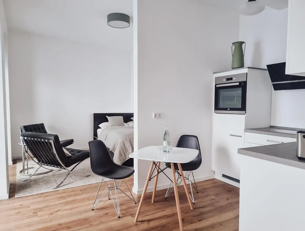 Kontakt z Burg 9 Boardinghouse